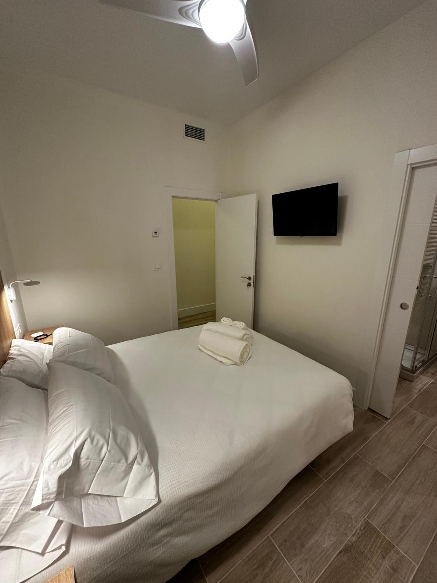 Apartamentos Moncloa Madri Exterior foto